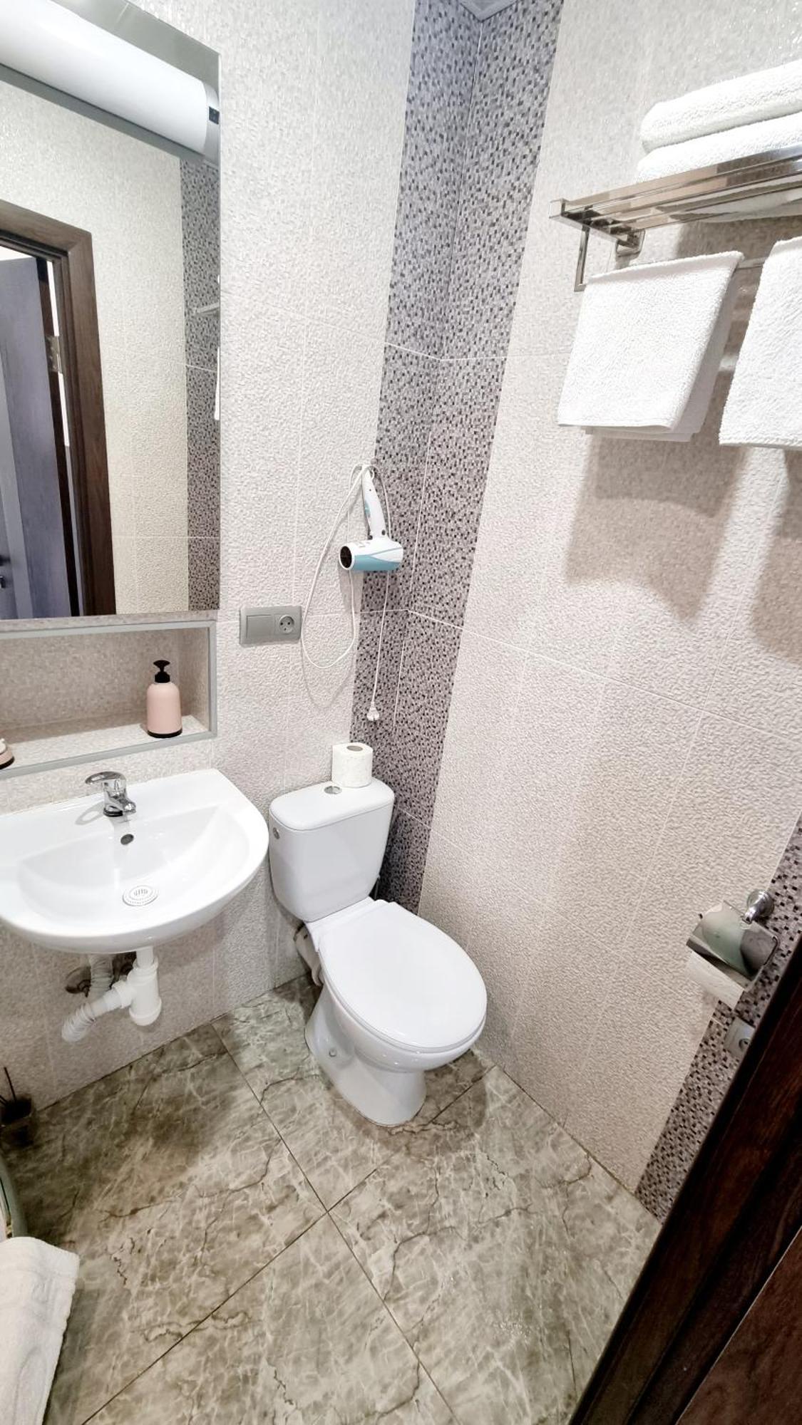 Apartment Mitskevycha Square 5 Львов Экстерьер фото