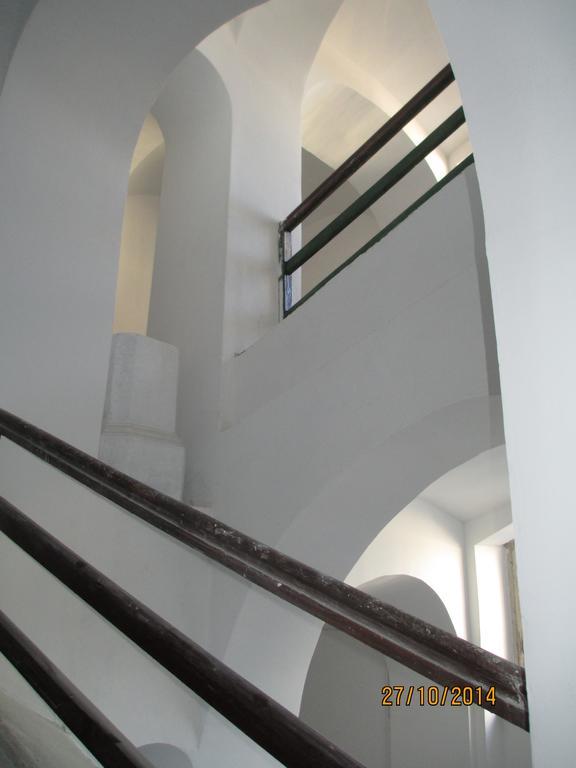 Apartment Mitskevycha Square 5 Львов Экстерьер фото